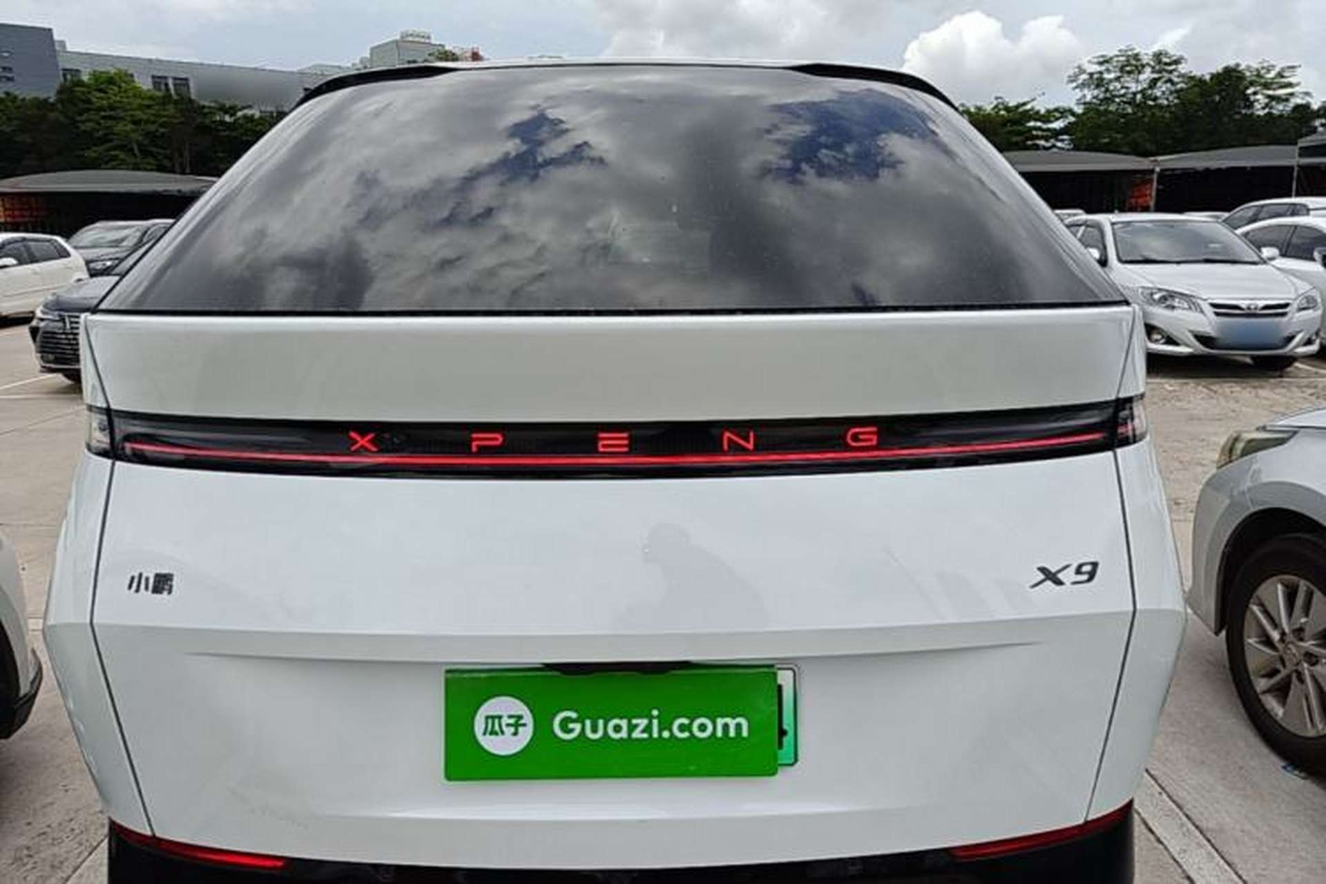Used XPeng X9 2025 740 Ultra-Long Range Max Rear