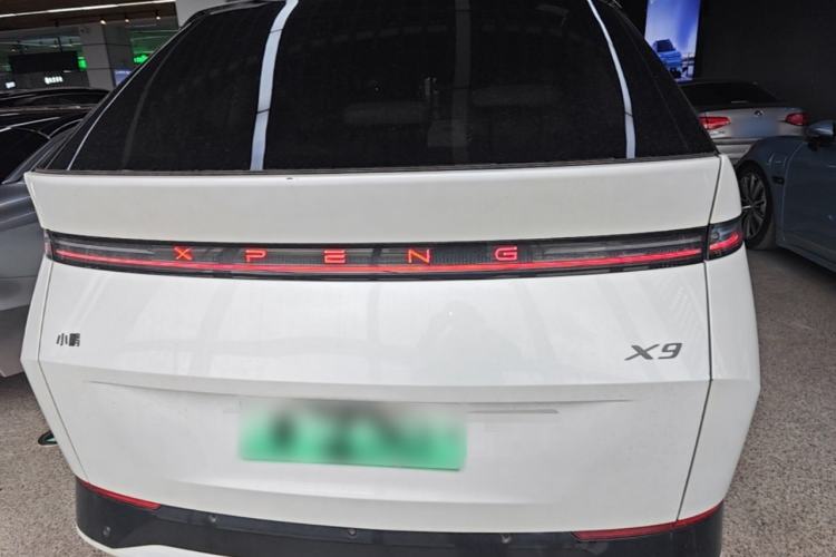 Used XPeng X9 2025 740 Ultra-Long Range Max Rear