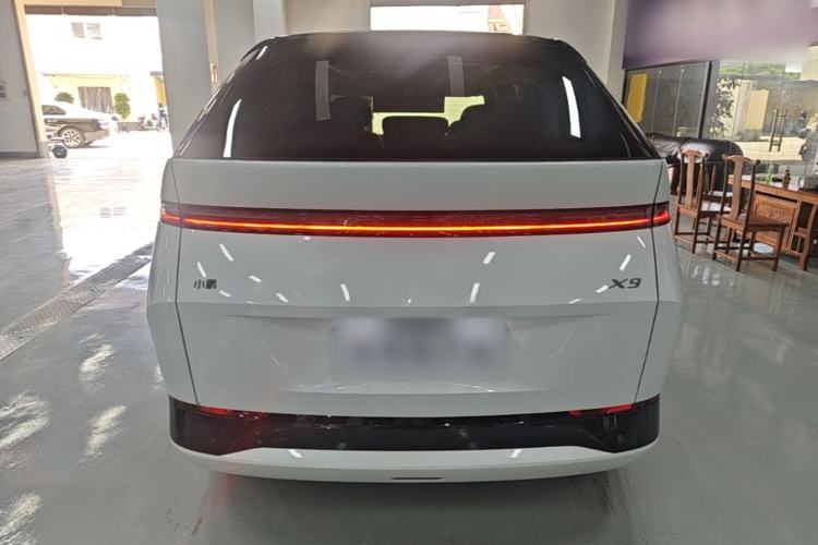 Used XPeng X9 2025 740 Ultra-Long Range Max Rear