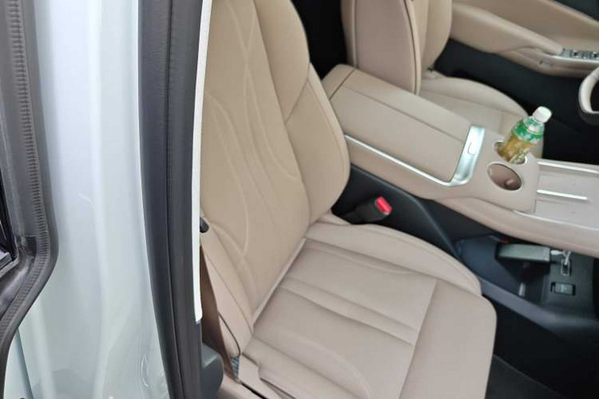 Used XPeng X9 2025 740 Ultra-Long Range Max Right Front Seat