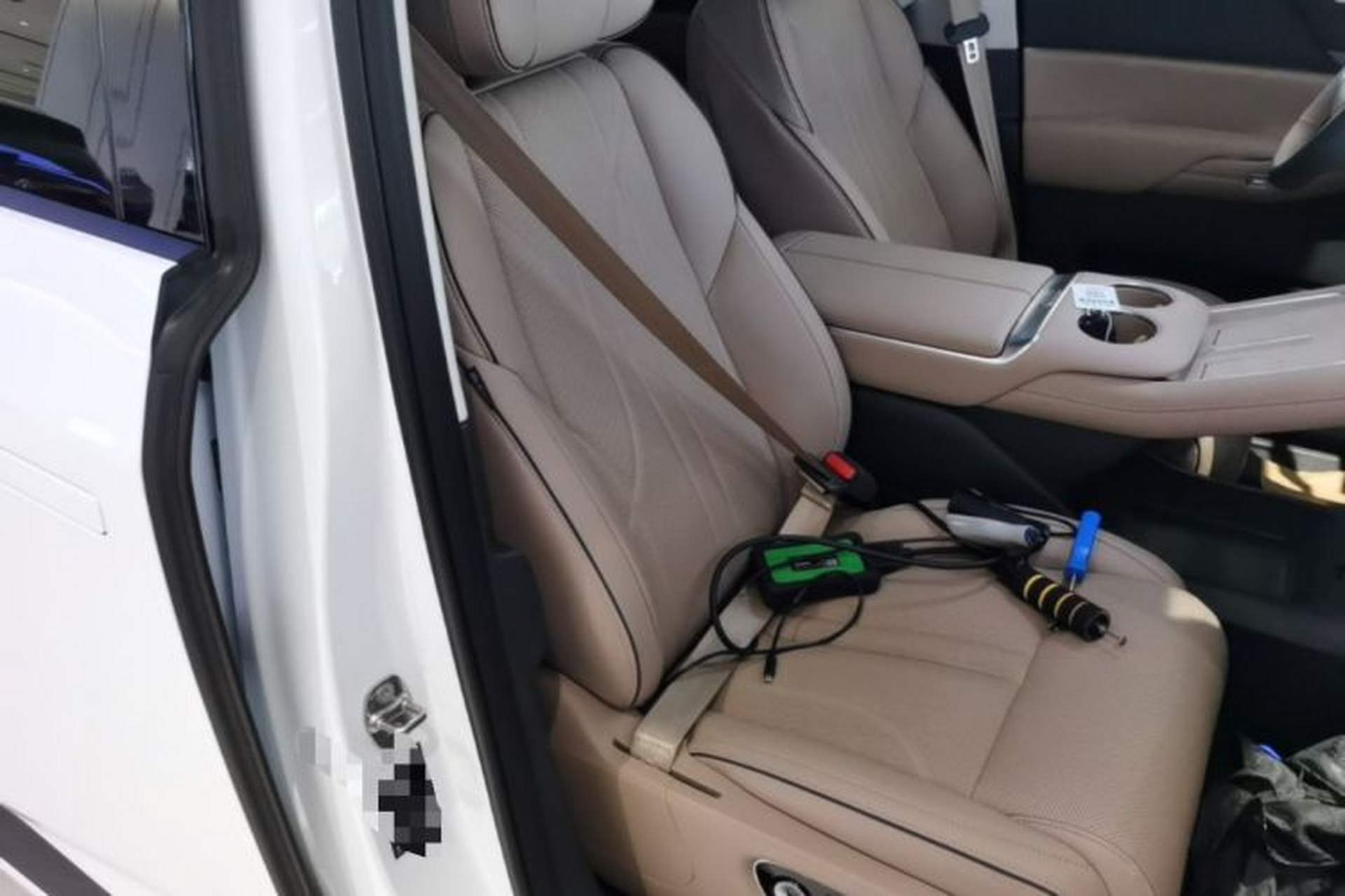 Used XPeng X9 2025 740 Ultra-Long Range Max Right Front Seat