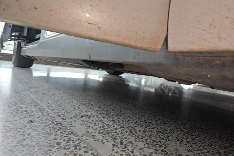 Used XPeng X9 2025 740 Ultra-Long Range Max Right Side Sill