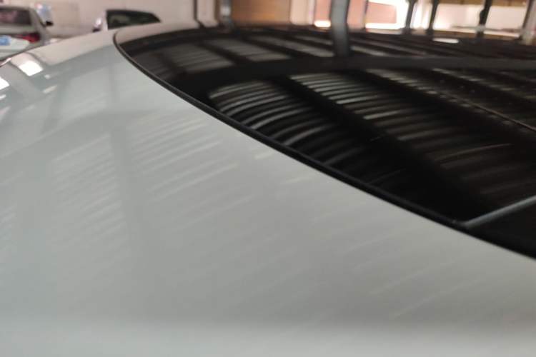 Used XPeng X9 2025 740 Ultra-Long Range Max Roof