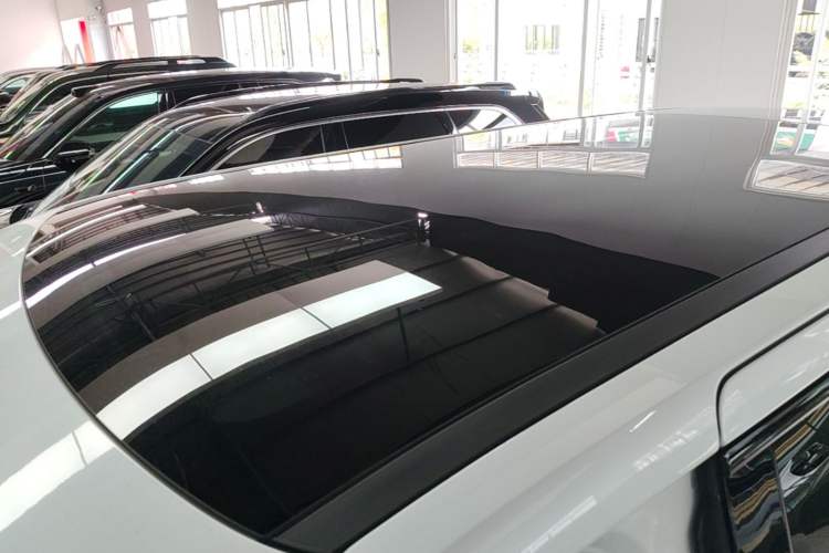Used XPeng X9 2025 650 Long-Range Max Roof