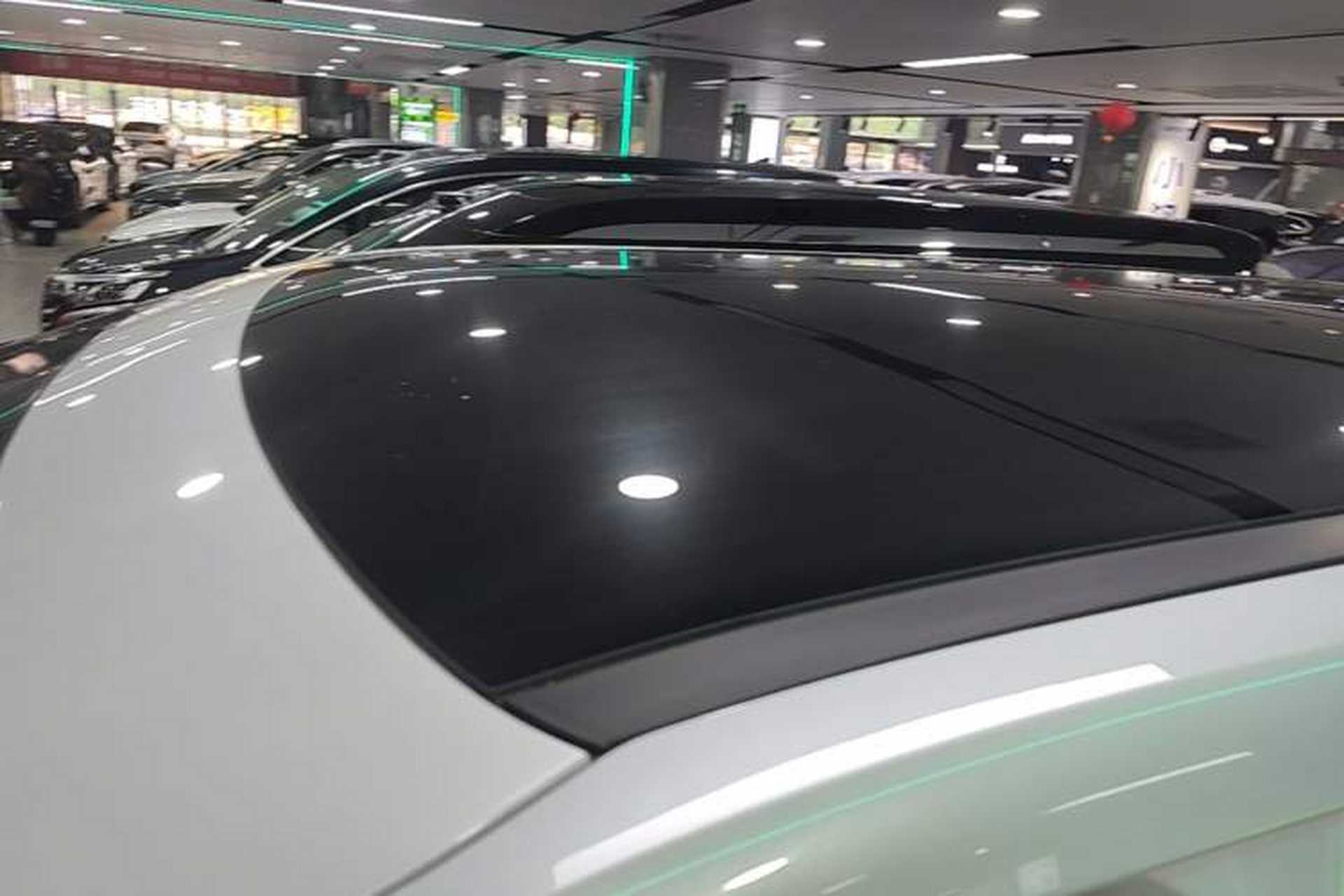 Used XPeng X9 2025 740 Ultra-Long Range Max Roof