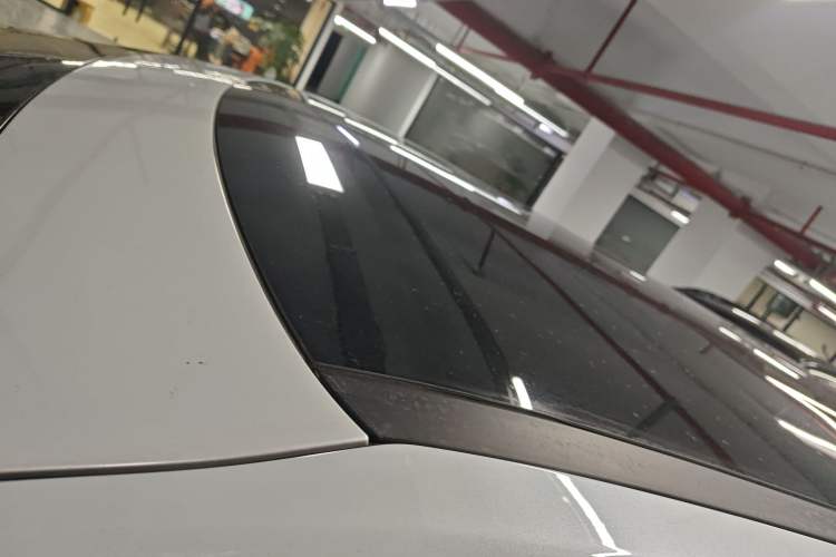 Used XPeng X9 2025 650 Long-Range Max Roof