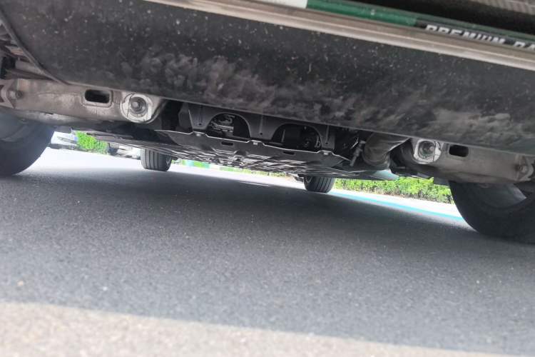 Used XPeng X9 2026 Model—Range-Extended Version 1602 Ultra Chassis Rear