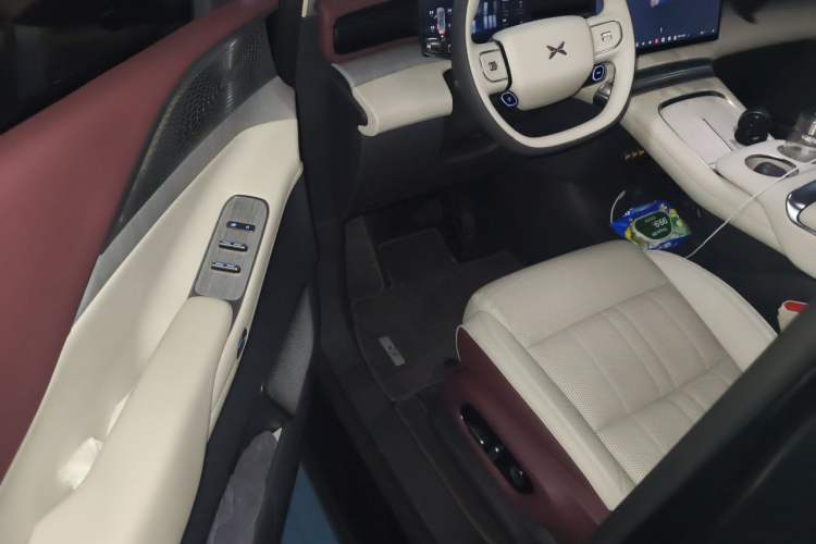 Used XPeng X9 2026 Model—Range-Extended Version 1602 Ultra Driver Seat