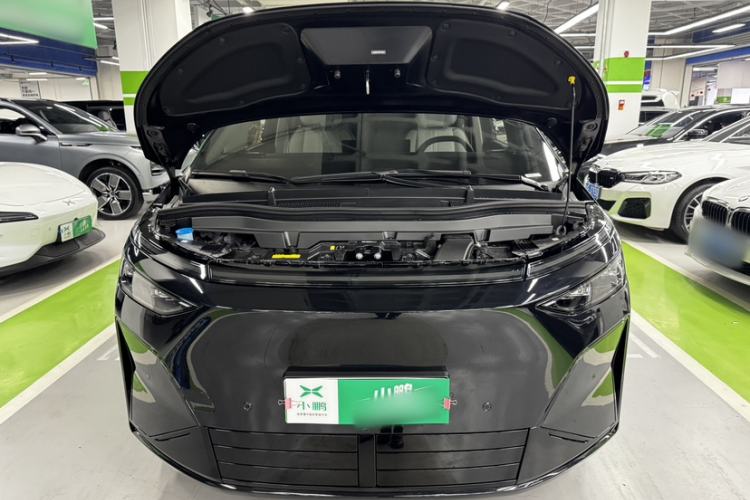 Used XPeng X9 2026 Model—Range-Extended Version 1602 Ultra Engine Bay