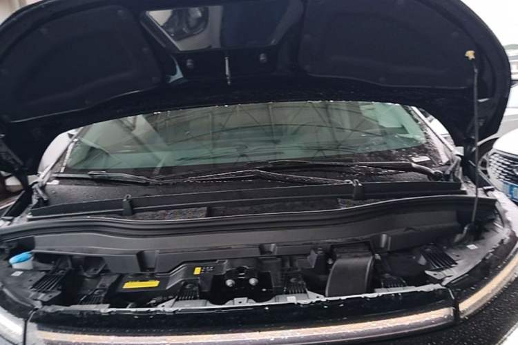 Used XPeng X9 2026 Model—Range-Extended Version 1602 Max Engine Bay