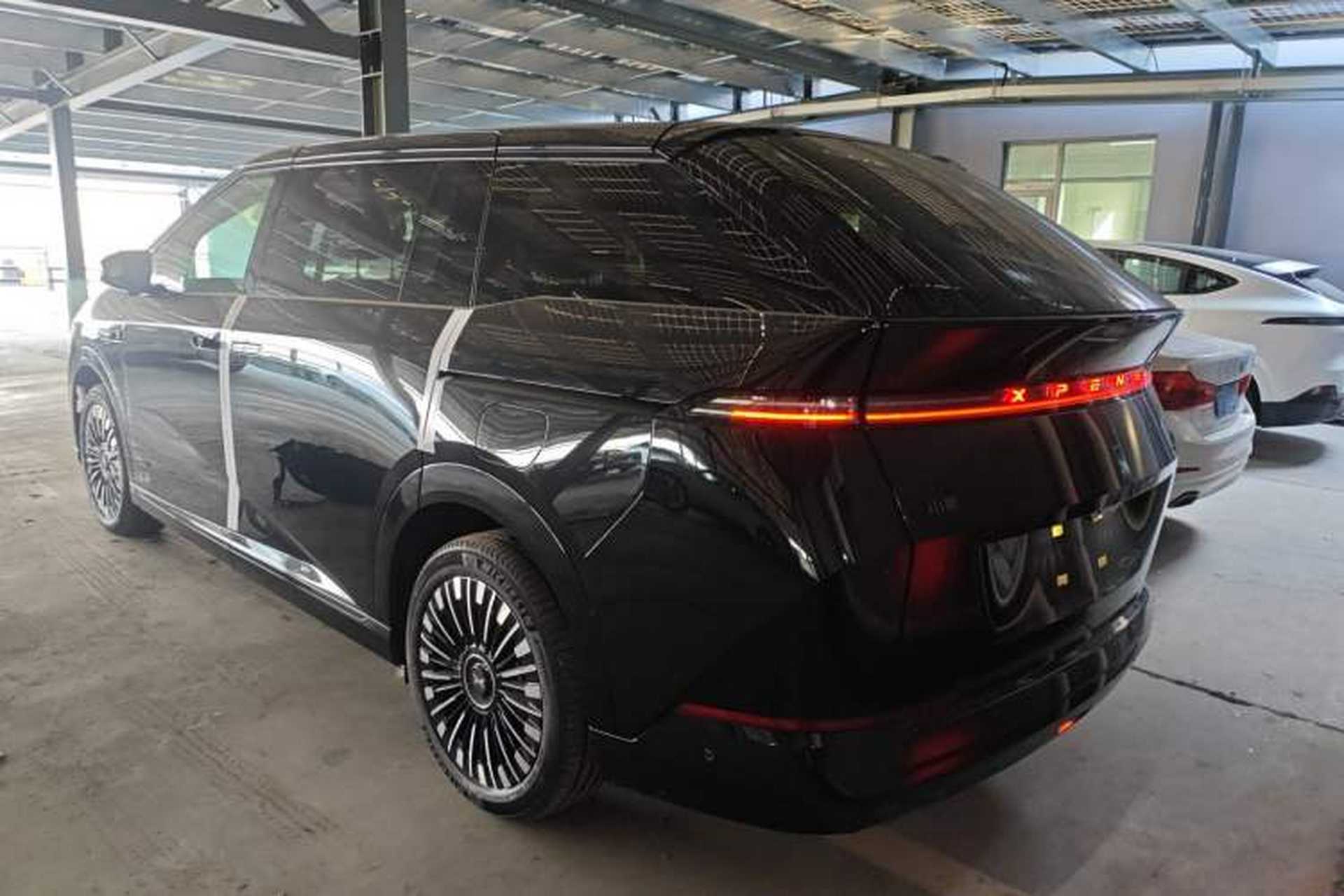 Used XPeng X9 2026 Model—Range-Extended Version 1602 Ultra Exterior 3