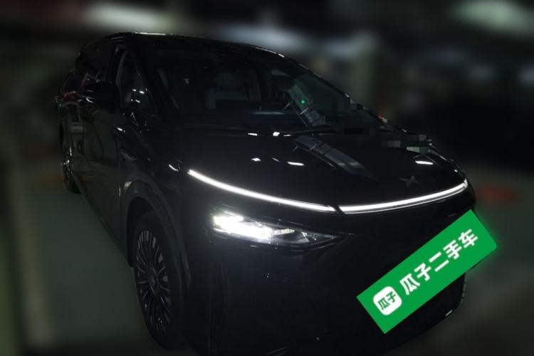 Used XPeng X9 2026 Model—Range-Extended Version 1602 Max Front Right 45 Deg