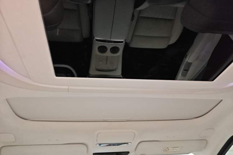 Used XPeng X9 2026 Model—Range-Extended Version 1602 Ultra Headliner