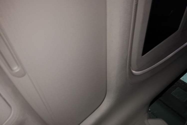 Used XPeng X9 2026 Model—Range-Extended Version 1602 Max Headliner