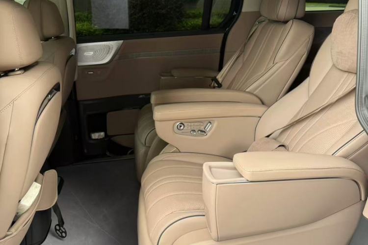 Used XPeng X9 2026 Model—Range-Extended Version 1602 Max Interior 2