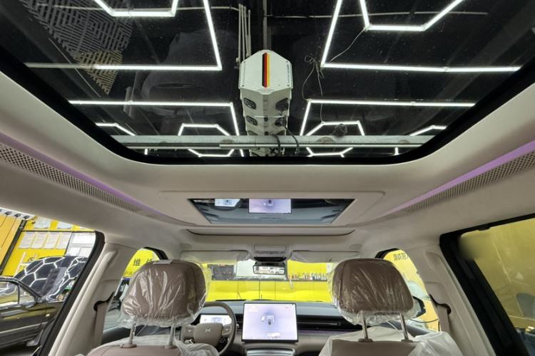 Used XPeng X9 2026 Model—Range-Extended Version 1602 Ultra Interior 9