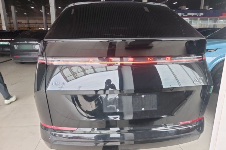 Used XPeng X9 2026 Model—Range-Extended Version 1602 Ultra Rear