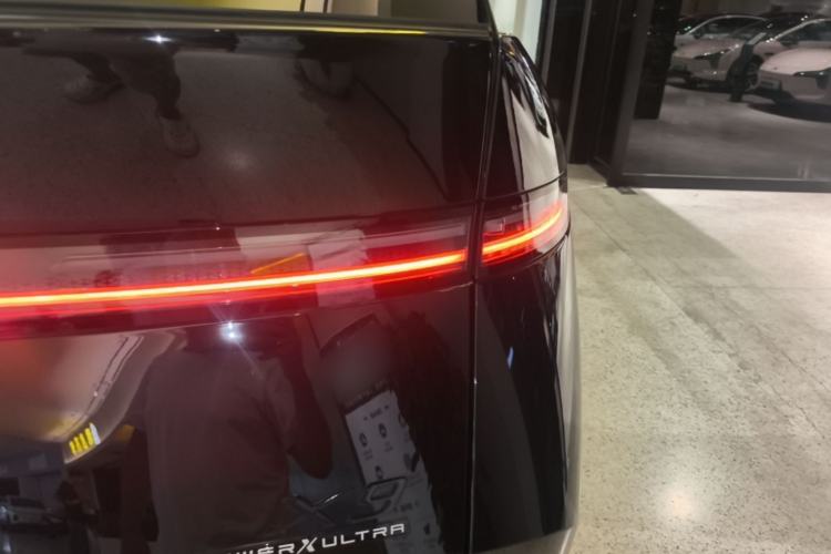 Used XPeng X9 2026 Model—Range-Extended Version 1602 Ultra Right Rear Taillight