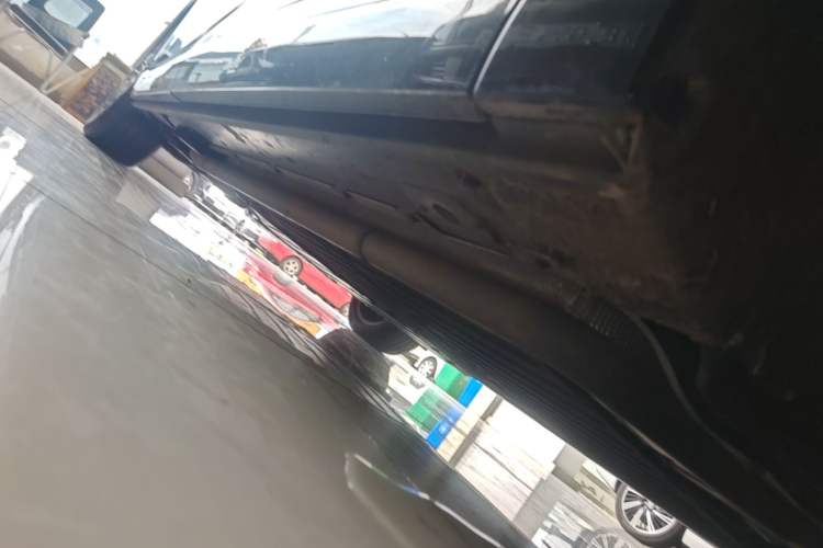 Used XPeng X9 2026 Model—Range-Extended Version 1602 Ultra Right Side Sill
