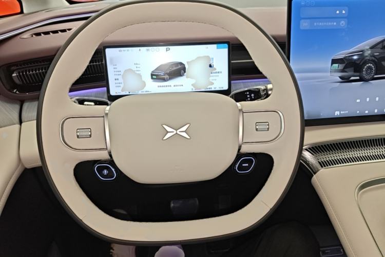 Used XPeng X9 2026 Model—Range-Extended Version 1602 Ultra Steering Wheel