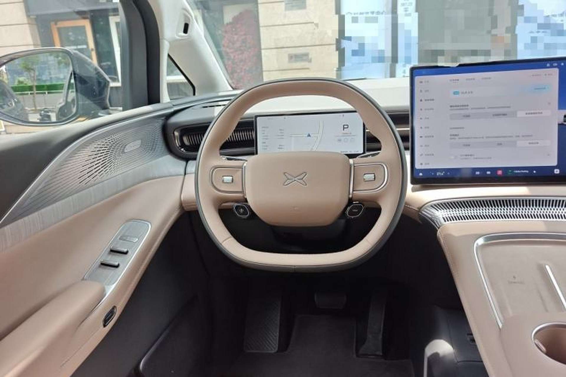Used XPeng X9 2026 Model—Range-Extended Version 1602 Ultra Steering Wheel