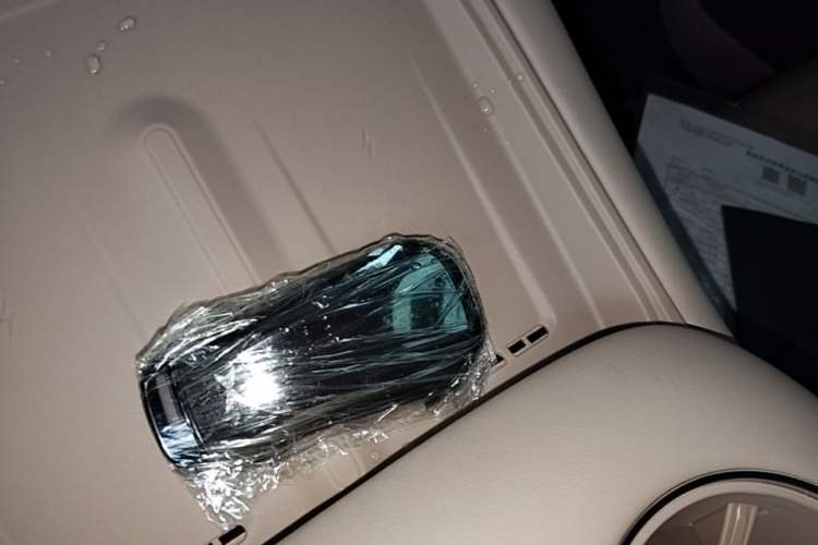 Used XPeng X9 2026 Model—Range-Extended Version 1602 Max Vehicle Key