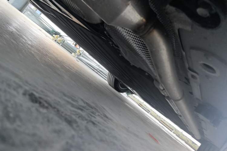 Used XPeng X9 2026 Model—Range-Extended Version 1602 Ultra Chassis Rear Right