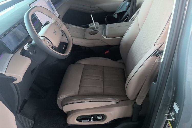 Used XPeng X9 2026 Model—Range-Extended Version 1602 Ultra Left Front Seat