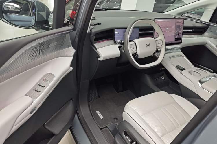 Used XPeng X9 2026 Model—Range-Extended Version 1602 Ultra Driver Seat