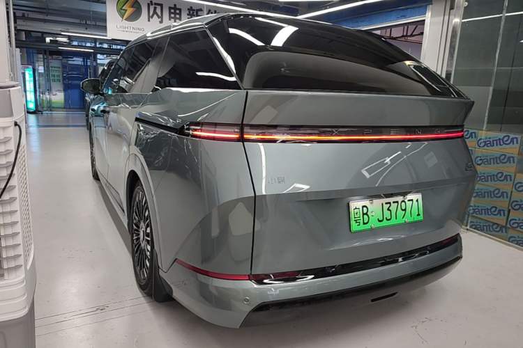 Used XPeng X9 2026 Model—Range-Extended Version 1602 Ultra Exterior 2