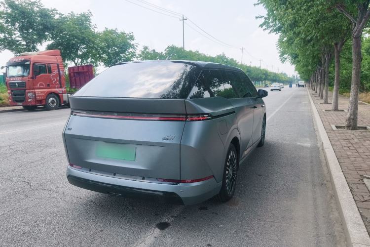 Used XPeng X9 2026 Model—Range-Extended Version 1602 Ultra Exterior 5