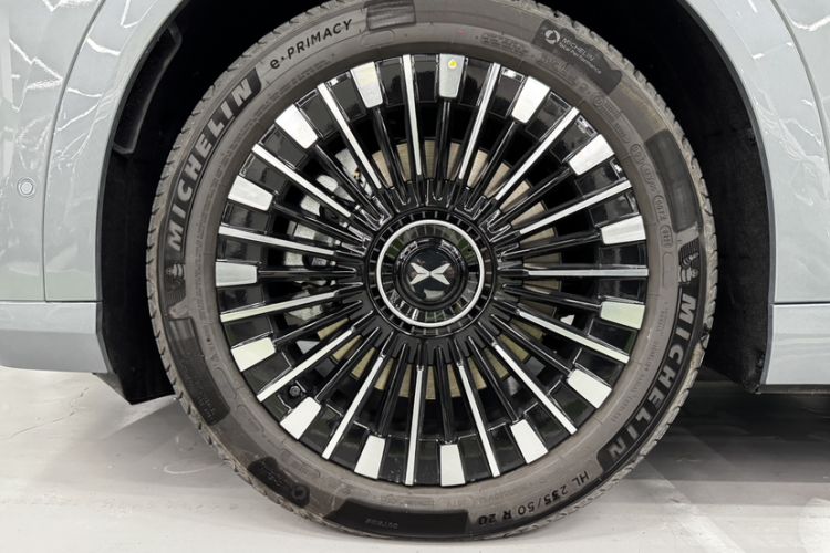 Used XPeng X9 2026 Model—Range-Extended Version 1602 Ultra Exterior 7