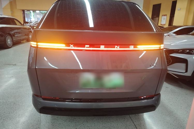 Used XPeng X9 2026 Model—Range-Extended Version 1602 Ultra Rear