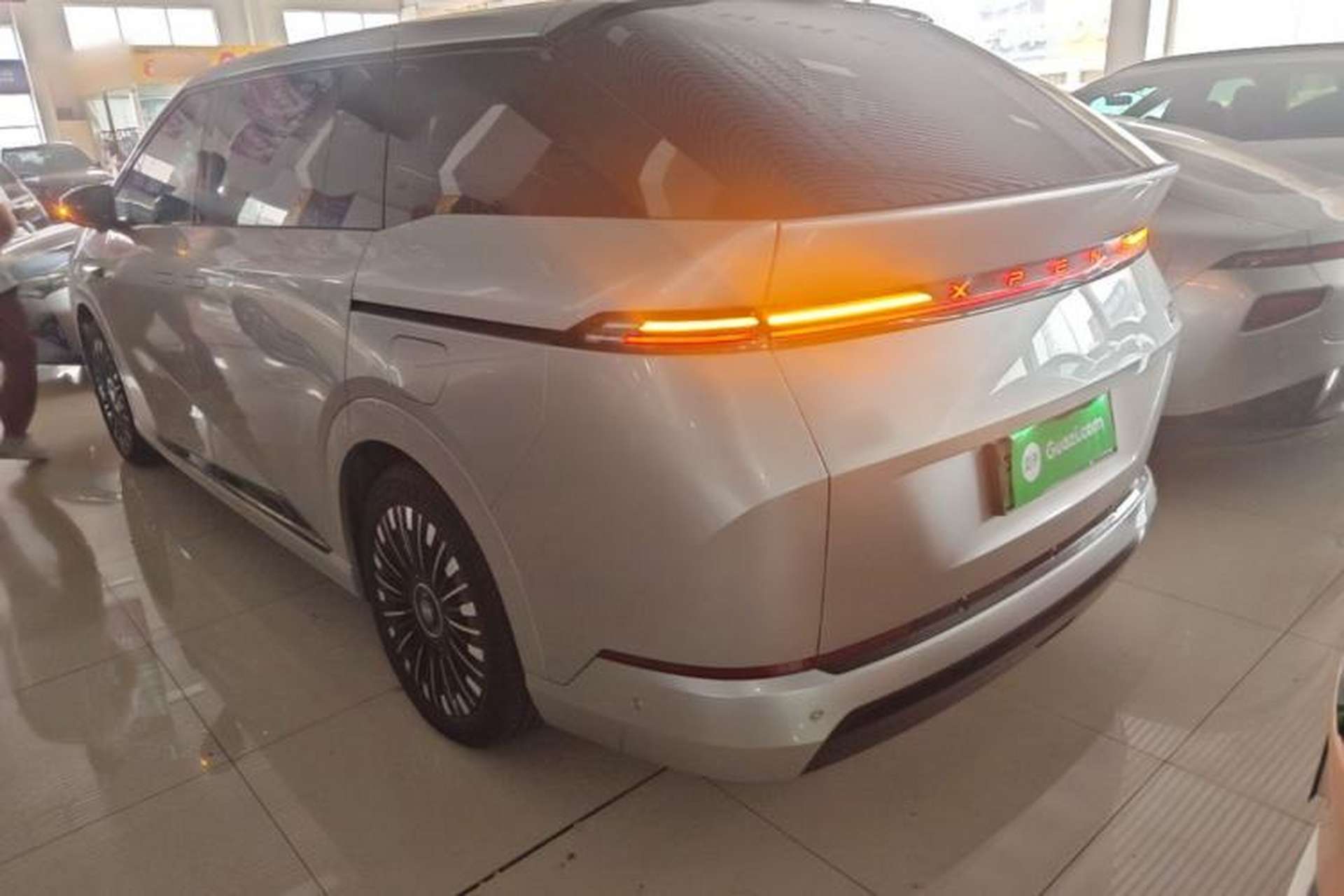 Used XPeng X9 2026 Model—Range-Extended Version 1602 Ultra Rear Left 45 Deg