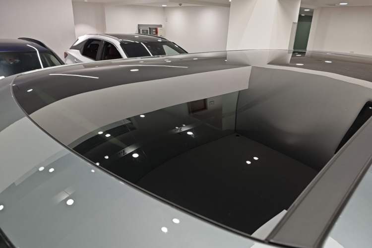 Used XPeng X9 2026 Model—Range-Extended Version 1602 Ultra Roof