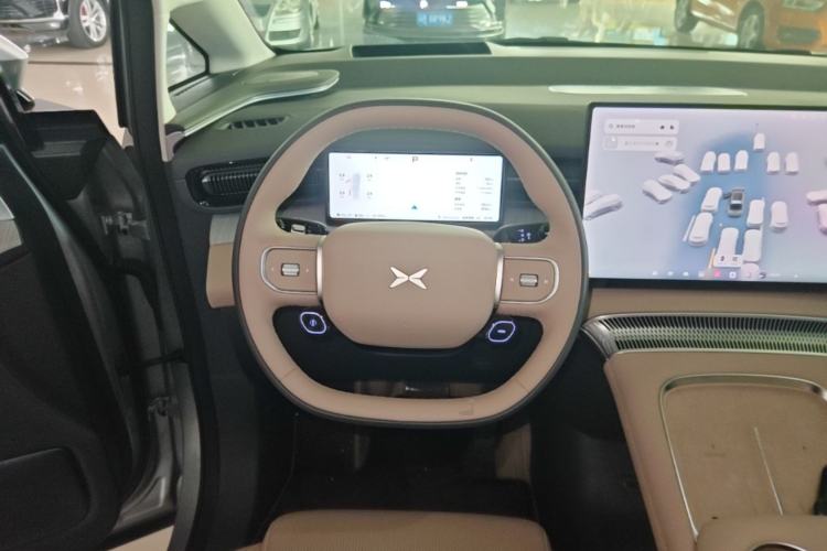 Used XPeng X9 2026 Model—Range-Extended Version 1602 Ultra Steering Wheel