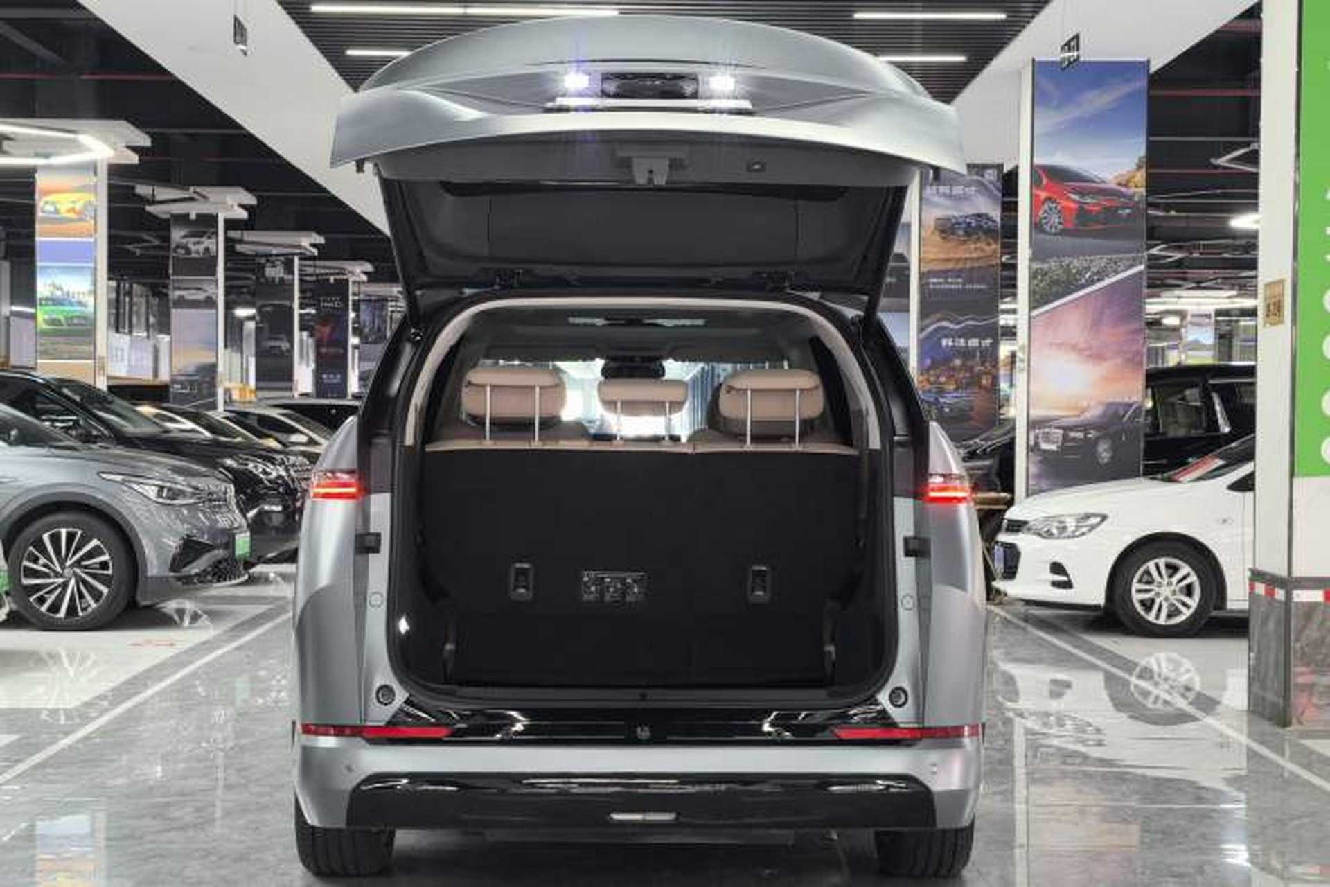 Used XPeng X9 2026 Model—Range-Extended Version 1602 Ultra Trunk