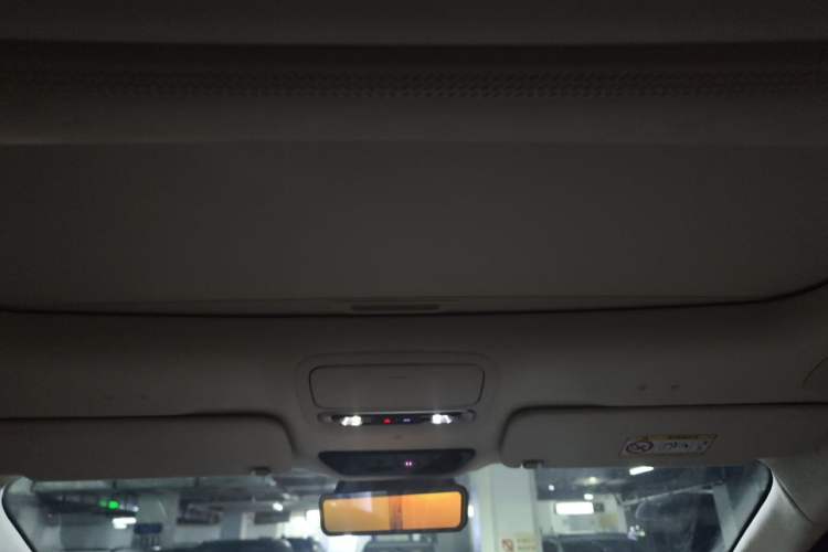Used XPeng X9 2026 Model—Range-Extended Version 1602 Ultra Headliner