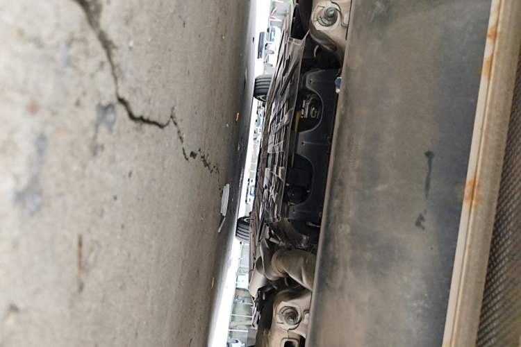 Used XPeng X9 2026 Model—Range-Extended Version 1602 Ultra Chassis Rear