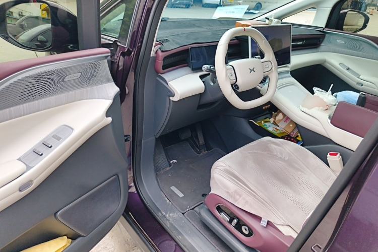 Used XPeng X9 2026 Model—Range-Extended Version 1602 Ultra Driver Seat
