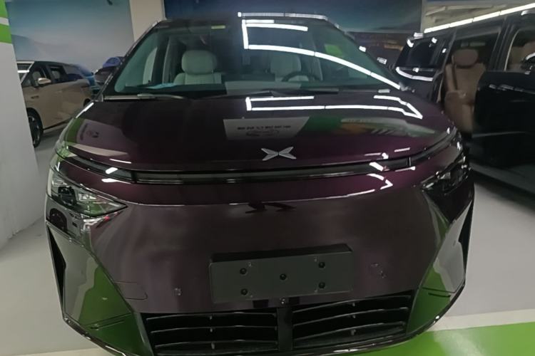 Used XPeng X9 2026 Model—Range-Extended Version 1602 Ultra Front