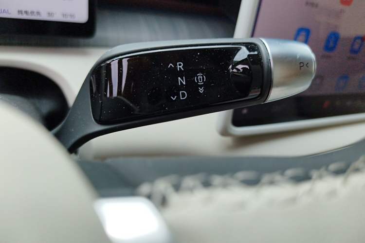 Used XPeng X9 2026 Model—Range-Extended Version 1602 Ultra Gear Lever