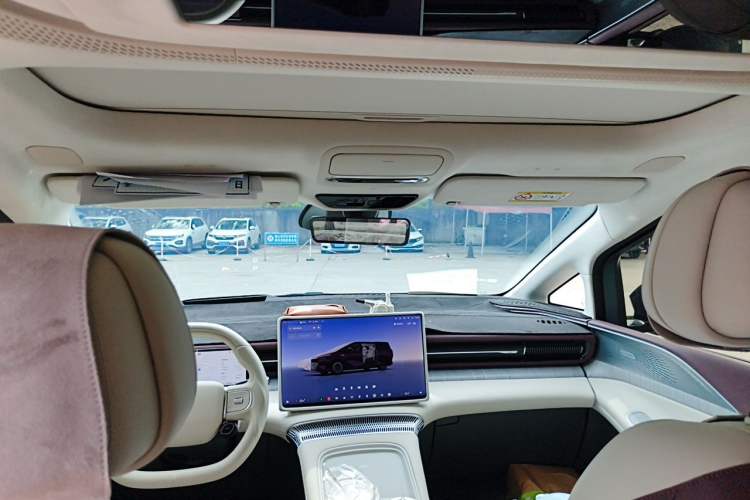 Used XPeng X9 2026 Model—Range-Extended Version 1602 Ultra Headliner