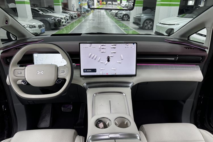Used XPeng X9 2026 Model—Range-Extended Version 1602 Ultra Interior 2