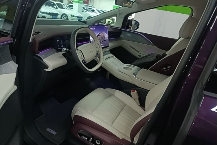 Used XPeng X9 2026 Model—Range-Extended Version 1602 Ultra Left Front Seat