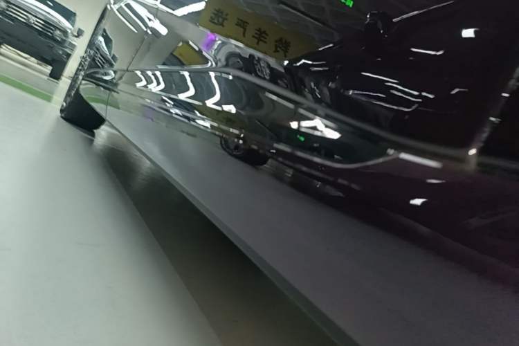 Used XPeng X9 2026 Model—Range-Extended Version 1602 Ultra Left Side Sill