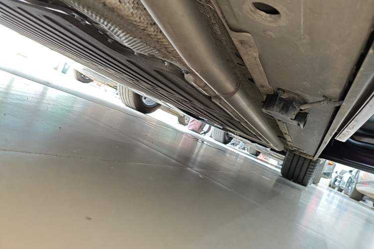 Used XPeng X9 2026 Model—Range-Extended Version 1602 Ultra Right Side Sill