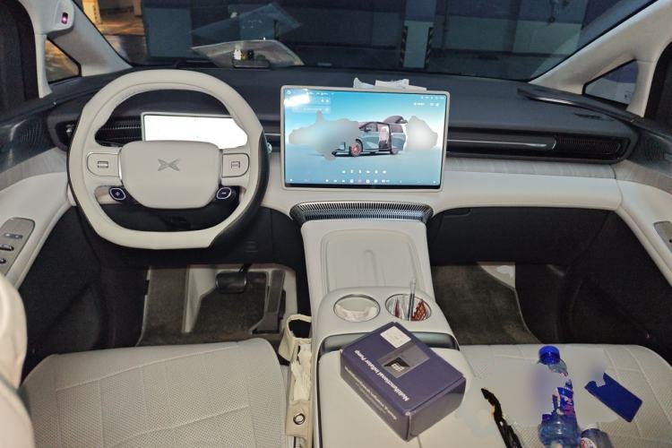 Used XPeng X9 2026 Model—Range-Extended Version 1602 Ultra Center Console