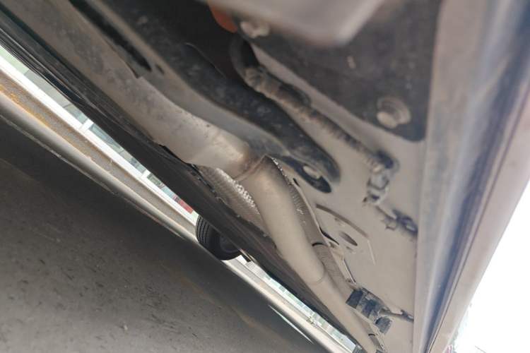 Used XPeng X9 2026 Model—Range-Extended Version 1602 Ultra Chassis Rear Right