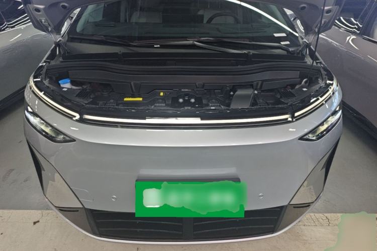 Used XPeng X9 2026 Model—Range-Extended Version 1602 Ultra Engine Bay